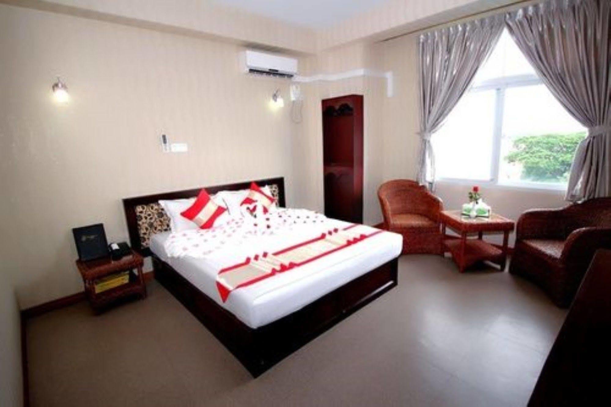Gyogon Diamond Crown Hotel מראה חיצוני תמונה