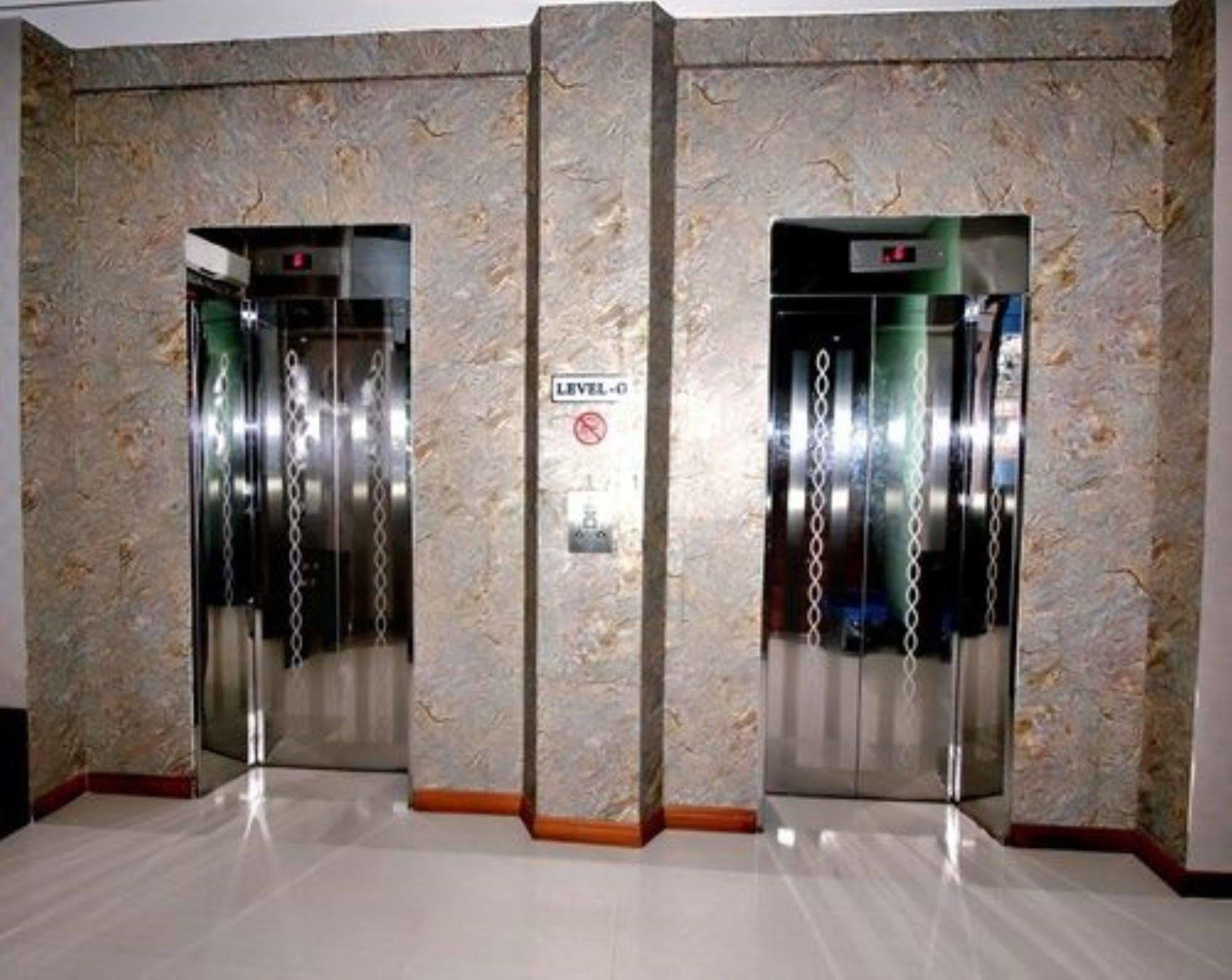 Gyogon Diamond Crown Hotel מראה חיצוני תמונה